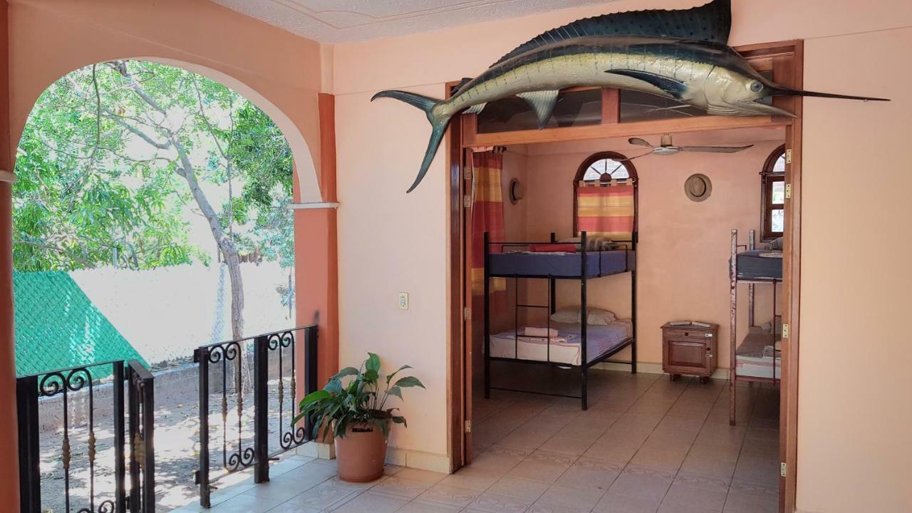 Villa Mango Hostel Puerto Escondido  Bagian luar foto