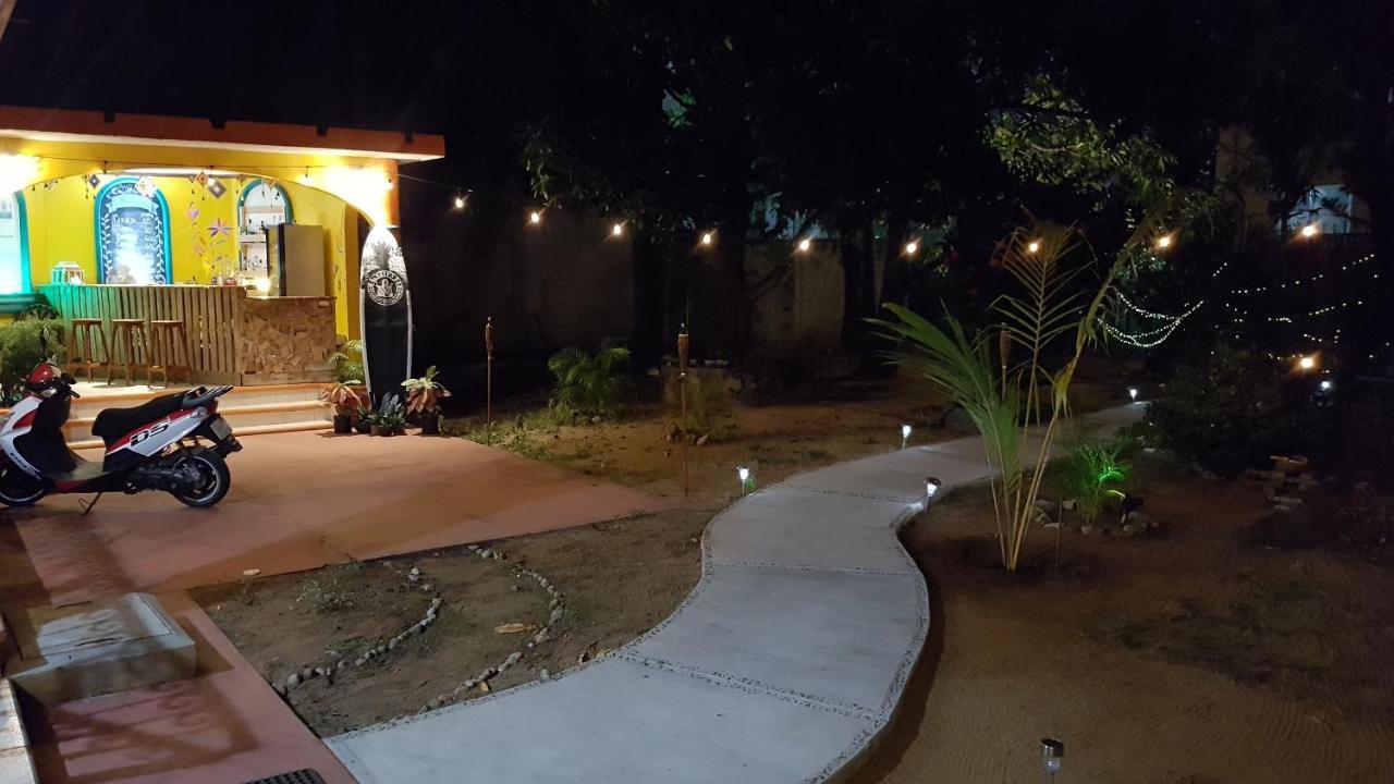 Villa Mango Hostel Puerto Escondido  Bagian luar foto