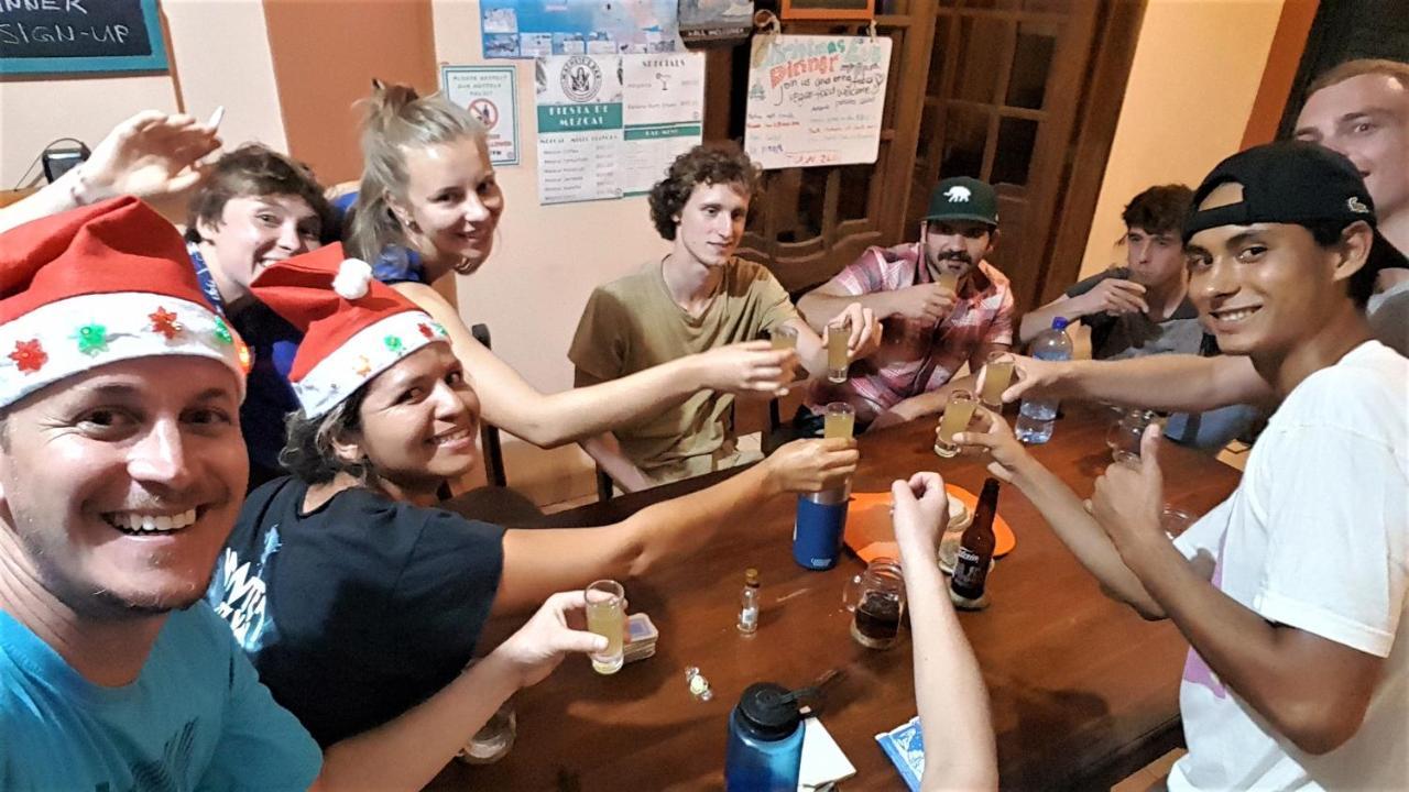 Villa Mango Hostel Puerto Escondido  Bagian luar foto