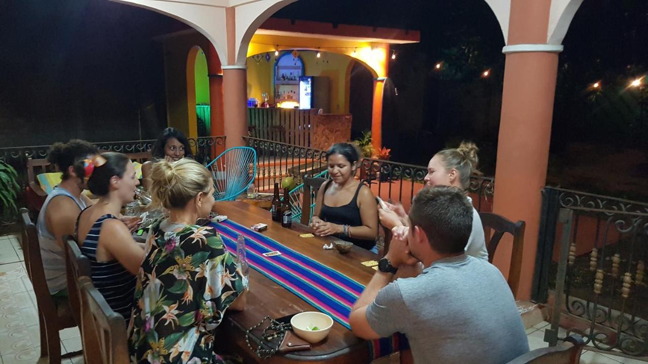 Villa Mango Hostel Puerto Escondido  Bagian luar foto
